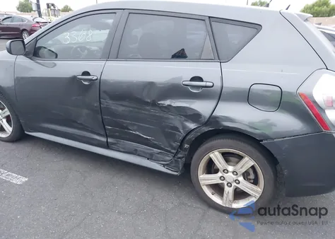 2010 Pontiac Vibe из США, поврежденный, VIN 5Y2SP6E01AZ402185